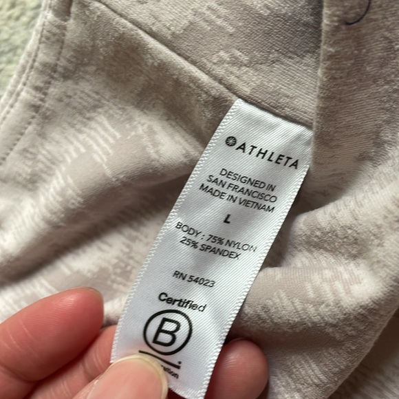 Athleta legging size large - Picture 11 of 13